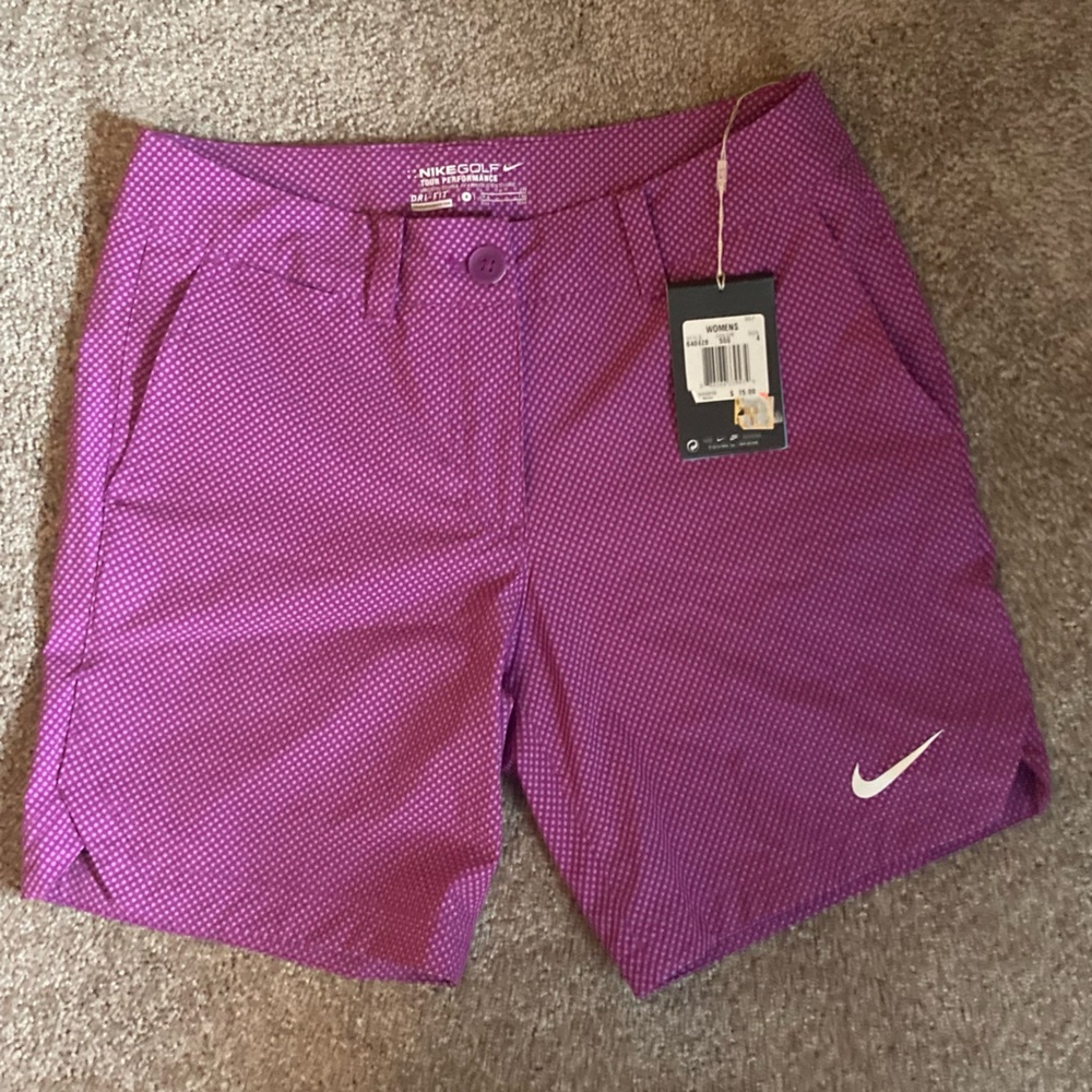Nike Women's Purple Dotted Dri-Fit Performance Golf Shorts